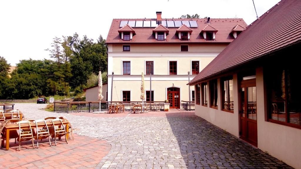 Pension Mlyn Stare Mitrovice Sedlec-Prcice Екстериор снимка